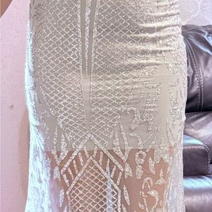 Source Unknown Cream and Silver Maxi Dress